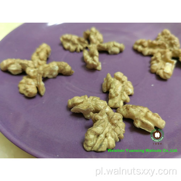 Royal Foods Standard Walnut Chernels Light Quarters (LQ)